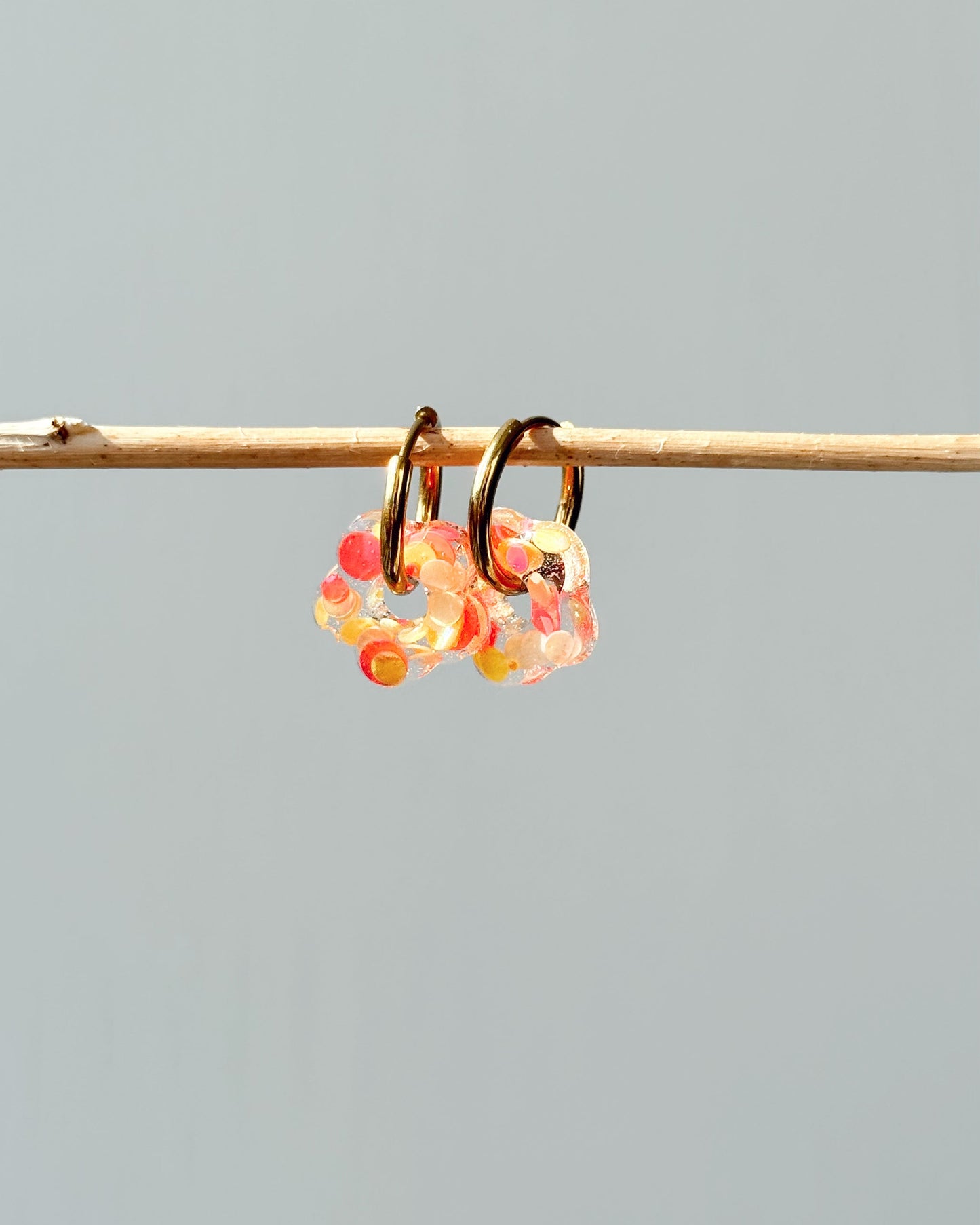 Créoles petites fleurs - ROUGE POP