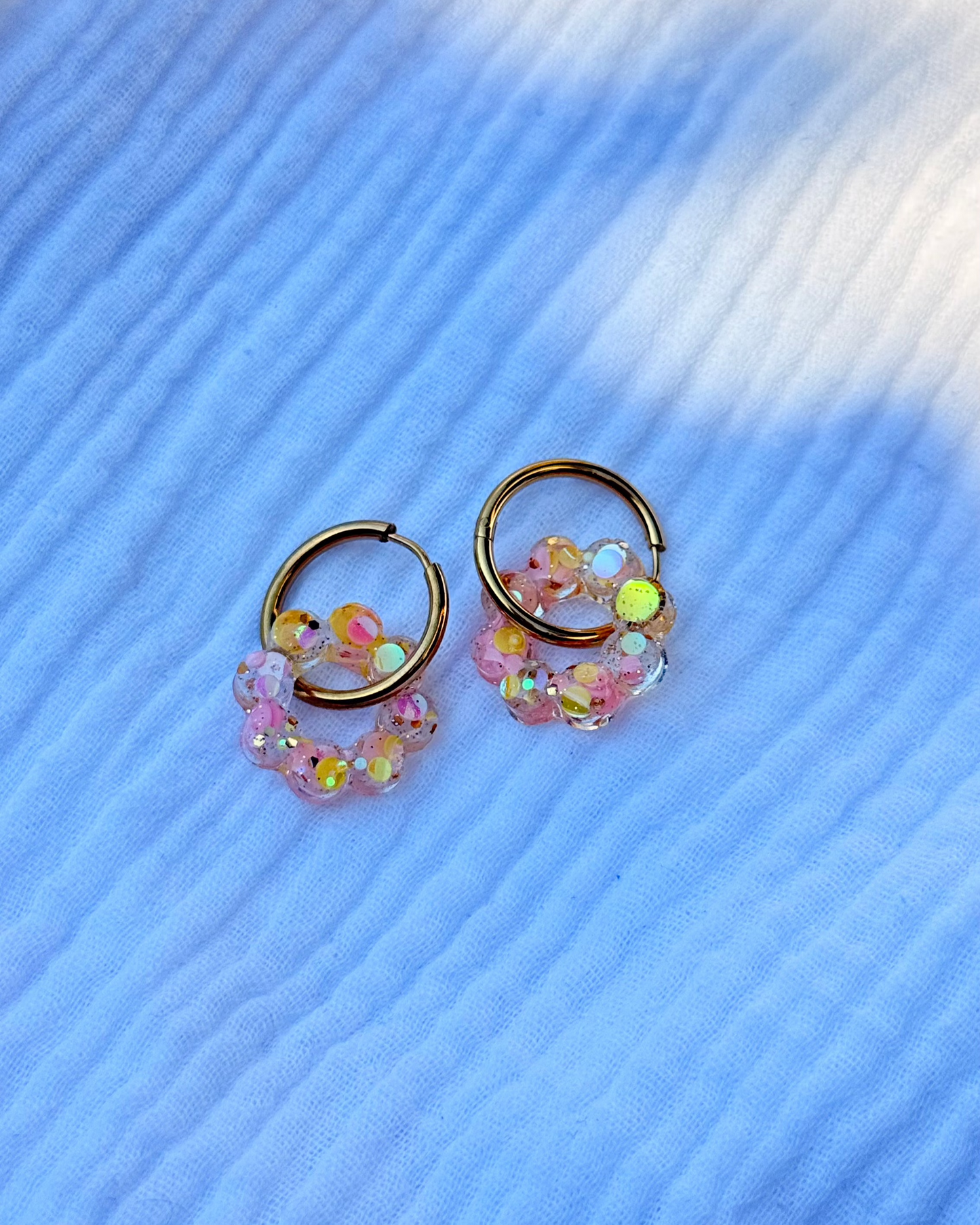 Créoles MOYENNES couronnes - rose pop