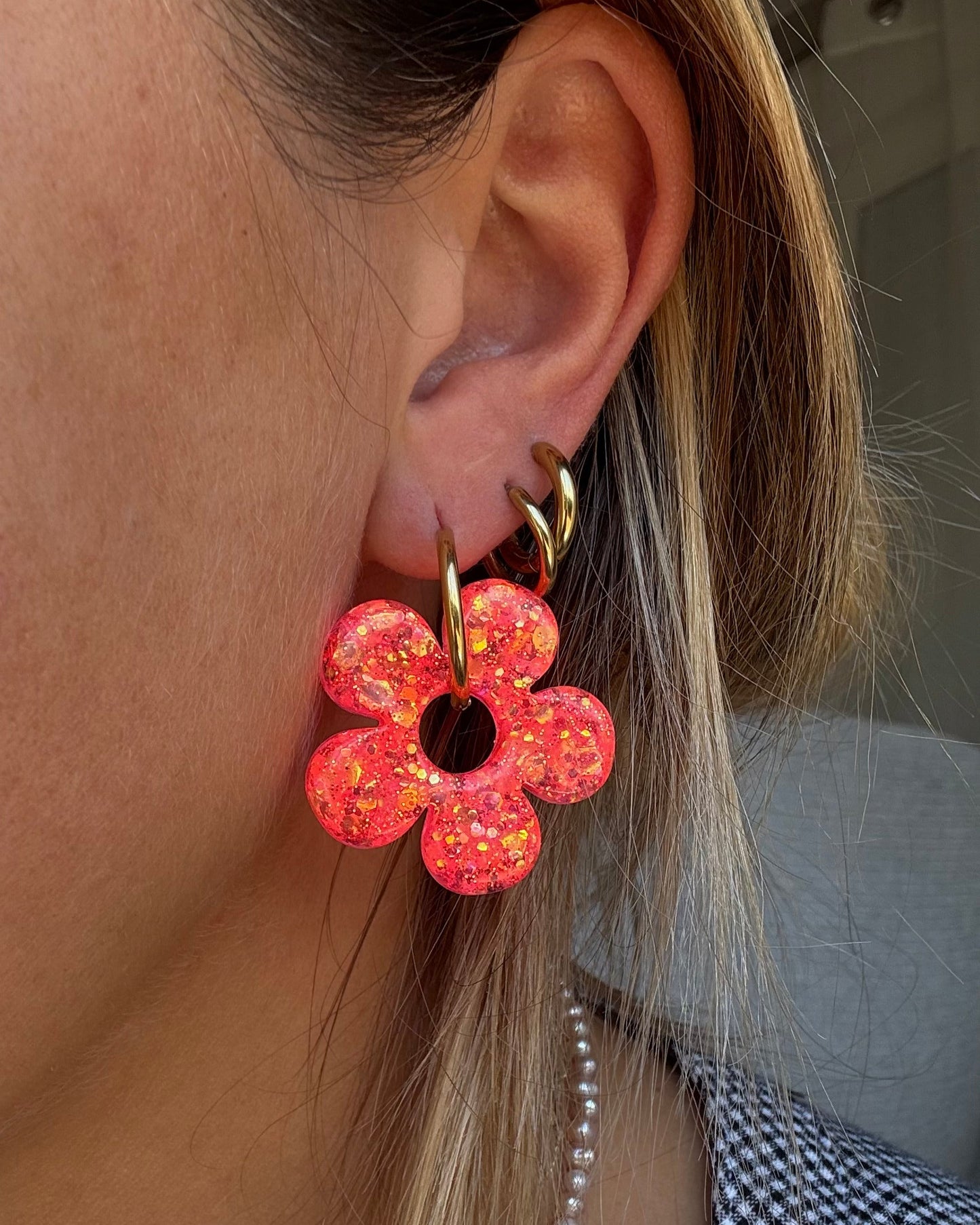 Créoles grandes fleurs - corail