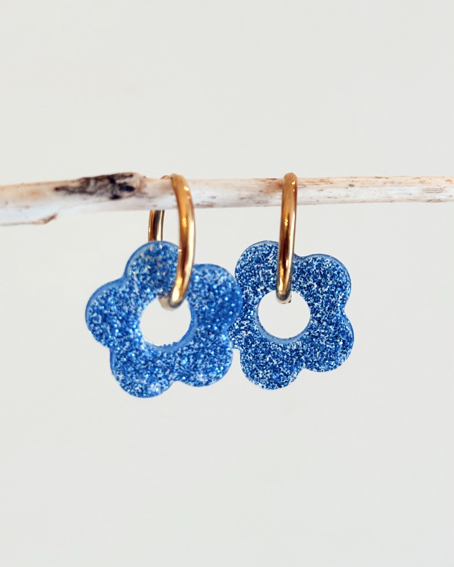 Créoles MOYENNES fleurs - bleu fin