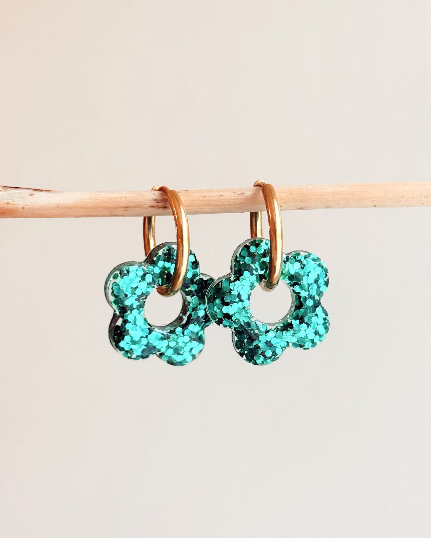 Créoles MOYENNES fleurs - vert sapin