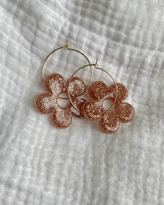 Créoles grandes fleurs - marron caramel