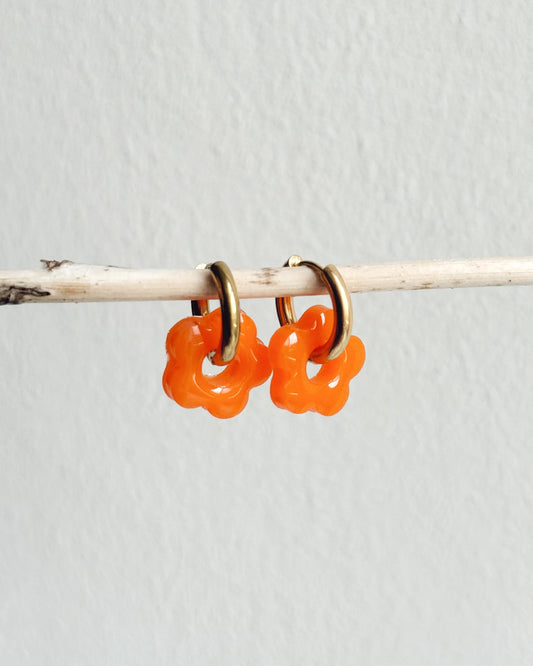 Créoles petites fleurs - orange pop