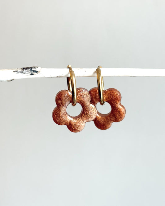 Créoles MOYENNES fleurs - orange nacré