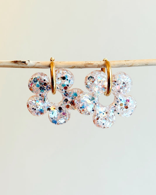 Créoles grandes fleurs - blanc & beige