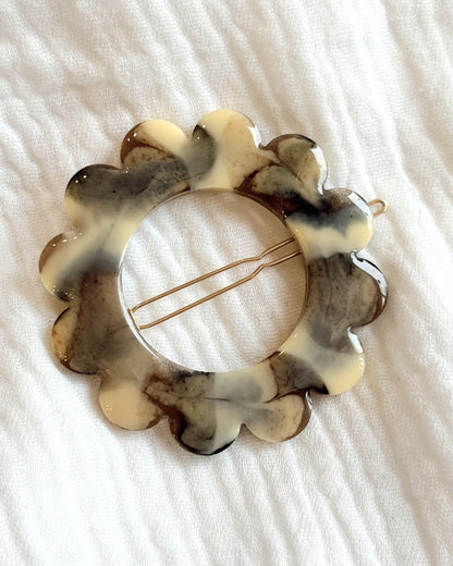 GRANDE barrette flower - marbrée beige