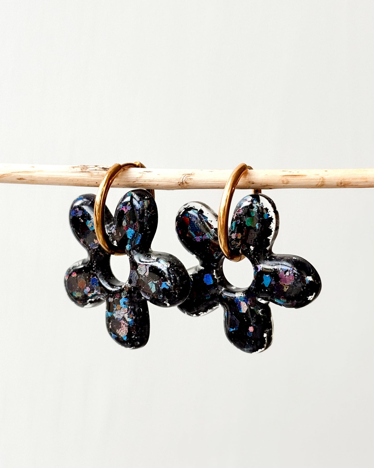 Créoles marguerites - noir pop